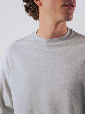 Leichter Pullover mit Rundhalsausschnitt from Honest Basics