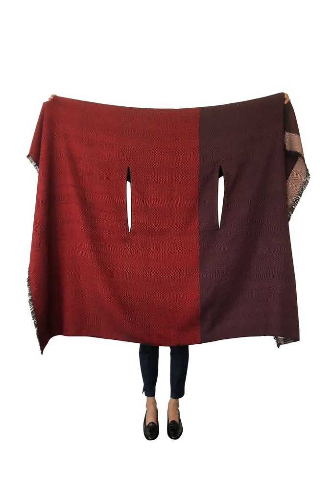 NEW! COTTON CAPE Fresh Beet from JULAHAS