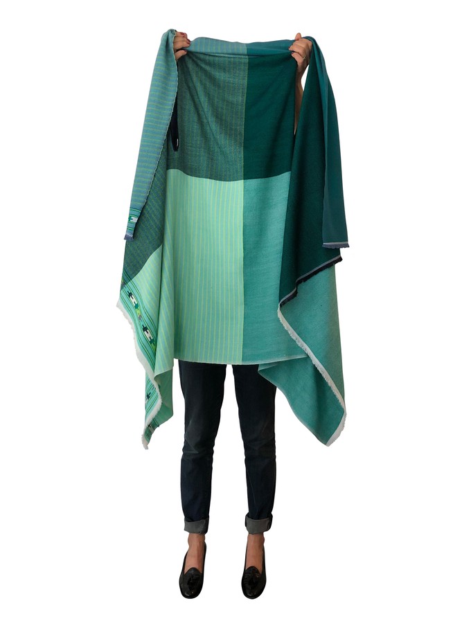 PETITE Light Wool Cape Fusion Green from JULAHAS