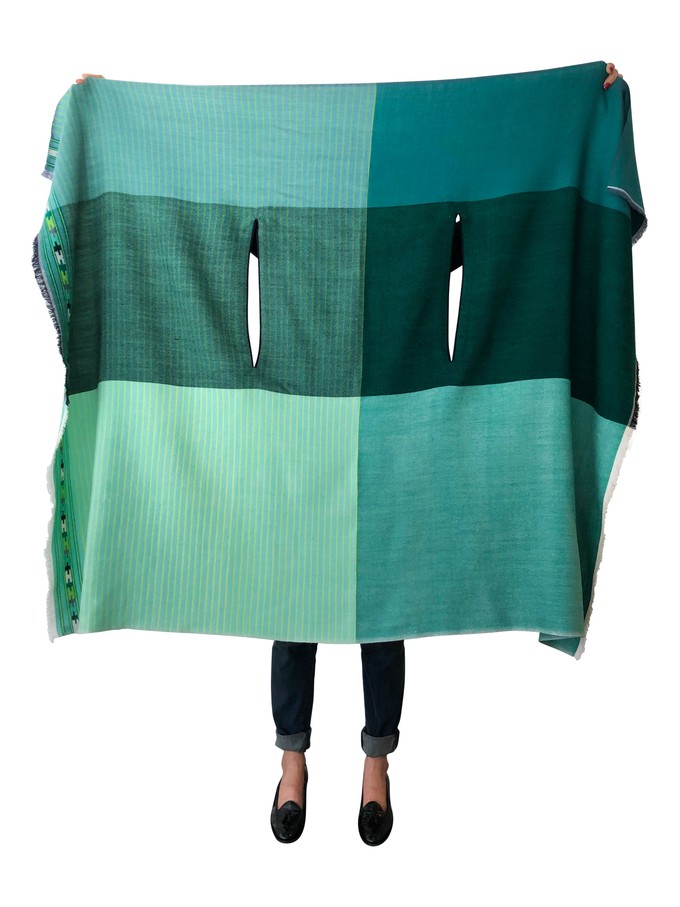 Light Wool Cape Fusion Green from JULAHAS