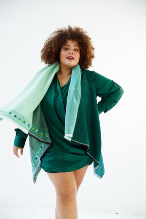 JULAHAS+ Light Wool Cape Fusion Green Plus from JULAHAS