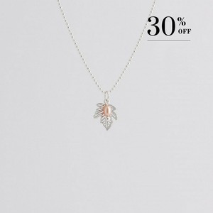 Maple leaf with pearl necklace silver 30% SALE from Julia Otilia