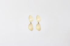 Örskär | shiny stud earrings gold plated via Julia Otilia
