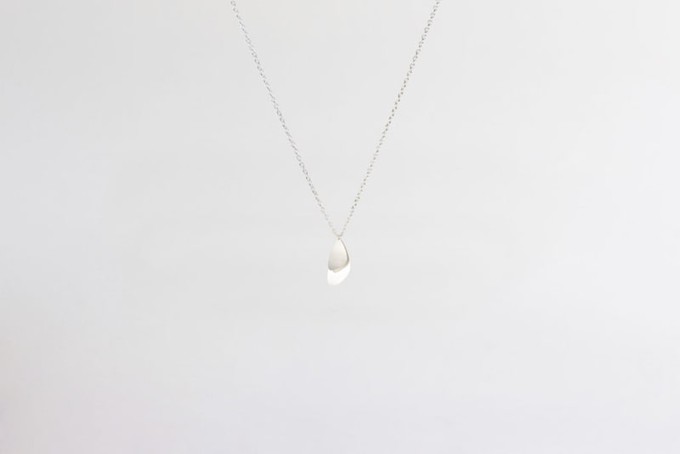 Mini Mussel necklace | silver from Julia Otilia