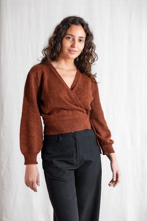 Baby-Alpaka Wickelcardigan Abancay Kastanie from Jyoti - Fair Works Baby-Alpaka Wickelcardigan Abancay Kastanie from Jyoti - Fair Works
