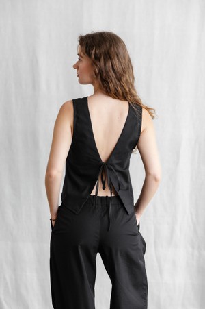 Bio-Baumwoll Top Osra Schwarz from Jyoti - Fair Works