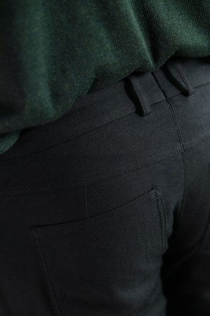 Bio-Baumwoll Hose Prakrit Schwarz from Jyoti - Fair Works
