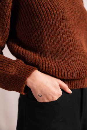 Baby-Alpaka Turtleneck Strickpullover Sabeti Kastanie from Jyoti - Fair Works Baby-Alpaka Turtleneck Strickpullover Sabeti Kastanie from Jyoti - Fair Works