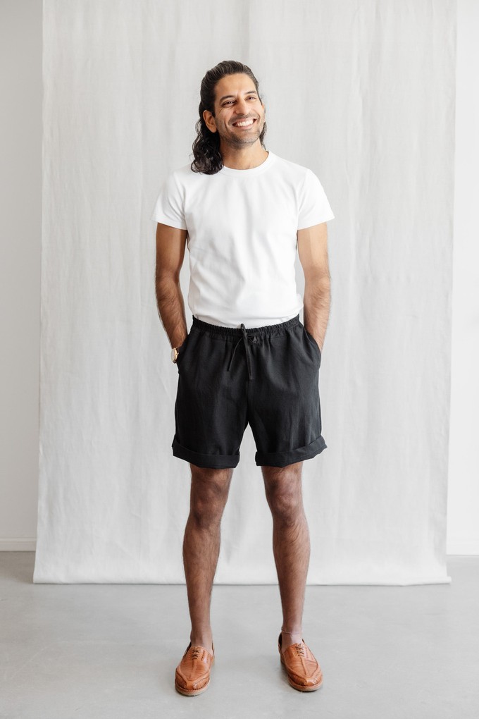 Bio-Baumwoll Shorts Jhanvi Schwarz from Jyoti - Fair Works