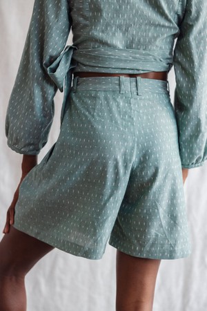 Bio-Baumwoll Shorts Kamalia Ikat Salbei from Jyoti - Fair Works