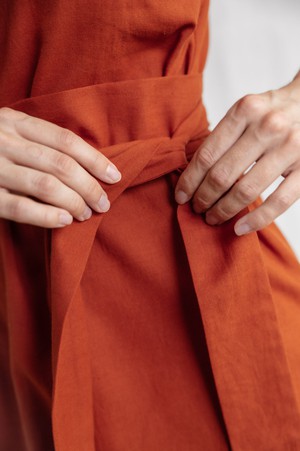 Bio-Baumwoll Kleid Agnila Terracotta from Jyoti - Fair Works
