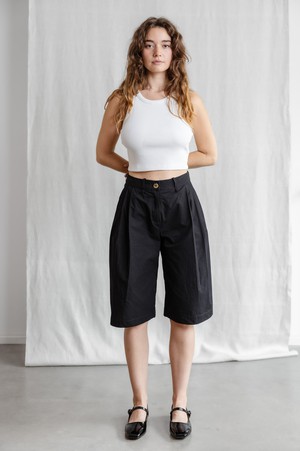 Bio-Baumwoll Bermudashorts Samud Schwarz from Jyoti - Fair Works