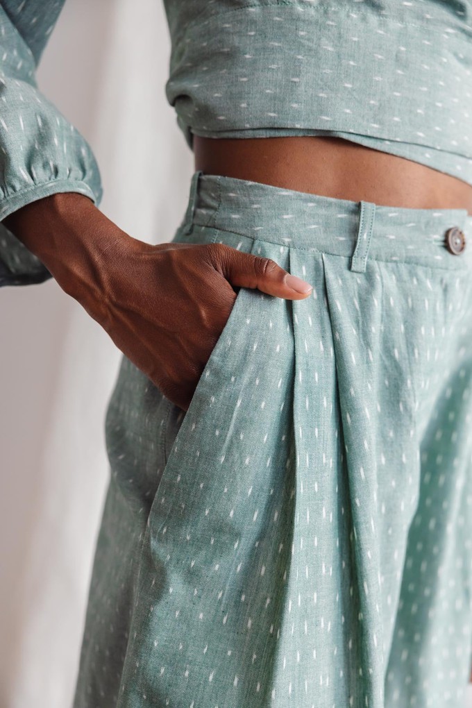 Bio-Baumwoll Shorts Kamalia Ikat Salbei from Jyoti - Fair Works