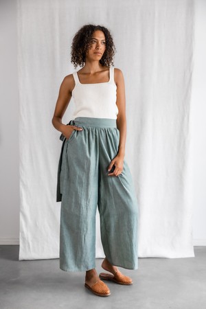 Bio-Baumwoll Hose Rajni Eukalyptus from Jyoti - Fair Works