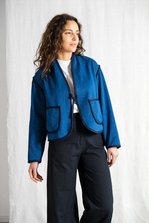 Bio-Baumwoll Wendejacke Dhaarti Denim from Jyoti - Fair Works Bio-Baumwoll Wendejacke Dhaarti Denim from Jyoti - Fair Works