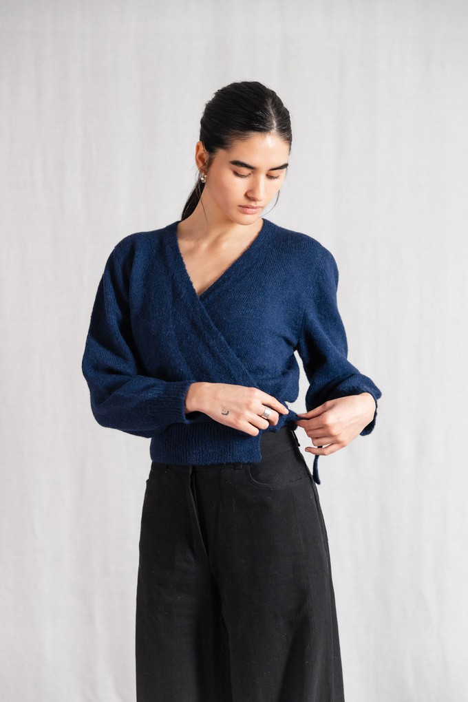 Baby-Alpaka Wickelcardigan Abancay Blau from Jyoti - Fair Works Baby-Alpaka Wickelcardigan Abancay Blau from Jyoti - Fair Works