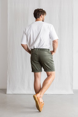 Bio-Baumwollcord Shorts Gauri Pistazie from Jyoti - Fair Works