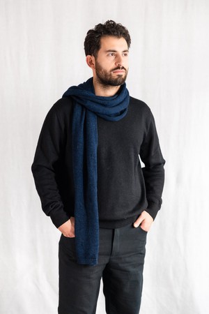 Baby-Alpaka Schal Paracas Navy from Jyoti - Fair Works Baby-Alpaka Schal Paracas Navy from Jyoti - Fair Works
