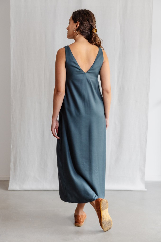 Modal Kleid Arohi Waldgrün from Jyoti - Fair Works