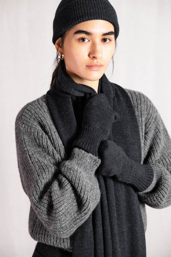 Baby-Alpaka Mütze Tarma Schwarz from Jyoti - Fair Works