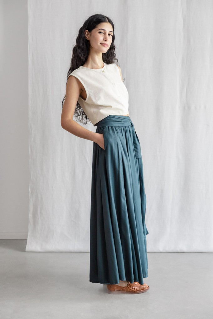 Modal Rock Sarit Waldgrün from Jyoti - Fair Works