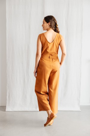 Baumwoll Jumpsuit Daksha Haselnuss from Jyoti - Fair Works
