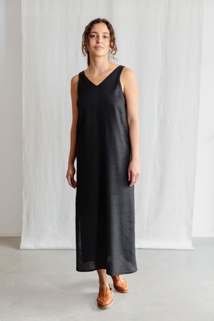 Hanf/Tencel Midikleid Arohi Schwarz from Jyoti - Fair Works