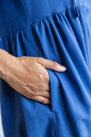 Bio-Baumwoll Kleid Paudali Kobaltblau from Jyoti - Fair Works