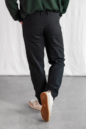Bio-Baumwoll Hose Prakrit Schwarz from Jyoti - Fair Works