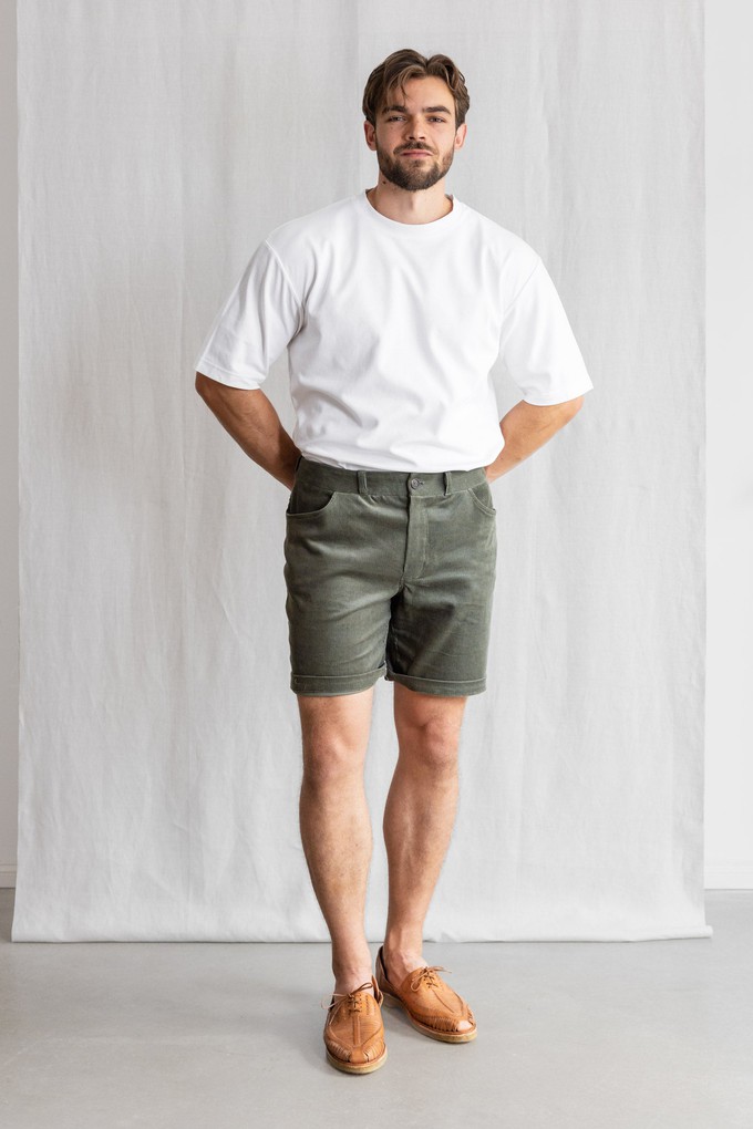 Bio-Baumwollcord Shorts Gauri Pistazie from Jyoti - Fair Works