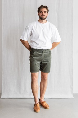 Bio-Baumwollcord Shorts Gauri Pistazie from Jyoti - Fair Works