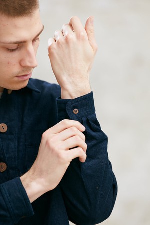 Bio-Baumwollcord Shacket Kalagi Nachtblau from Jyoti - Fair Works