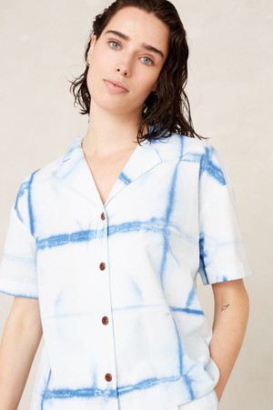 ATHALIE SHORT SLEEVE | SHIBORI NATURAL INDIGO from Kings of Indigo