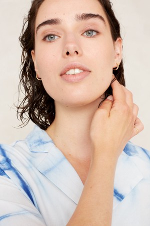ATHALIE SHORT SLEEVE | SHIBORI NATURAL INDIGO from Kings of Indigo