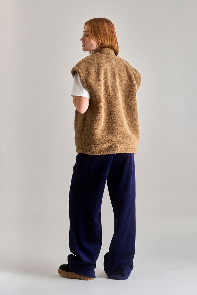 GEORGIE Reversible Recycled Fleece Gilet - Mink from KOMODO
