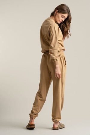 EVIE Organic Cotton Jogger - Croissant from KOMODO