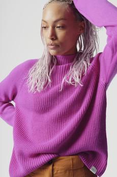 KATTY - Fine Merino Jumper Fuchsia via KOMODO