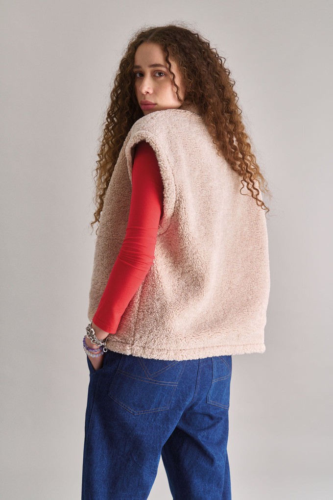 GEORGIE Reversible Recycled Fleece Gilet - Sand from KOMODO