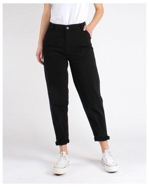 Lara Chino Schwarz from Kuyichi