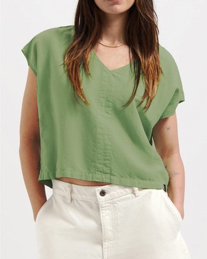Emily T-Shirt mit V-Ausschnitt from Kuyichi