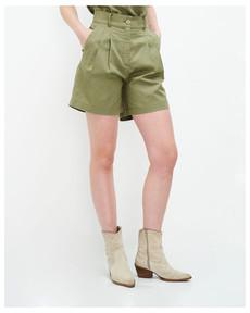 Sofia Shorts via Kuyichi