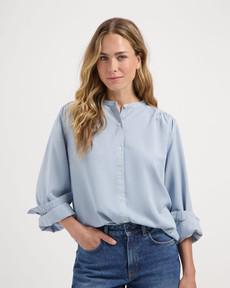 Evi Tencel Blouse via Kuyichi