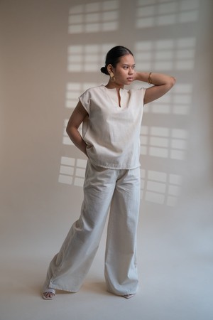 Dawning Raglan Sleeve Blouse & Slit Pants Set from Lafaani