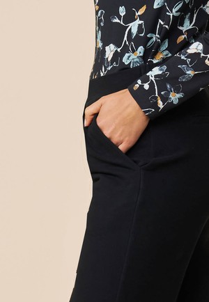 Hose, Modell Regina from LANA Organic