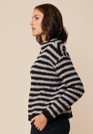 Pulli, Modell Dara from LANA Organic