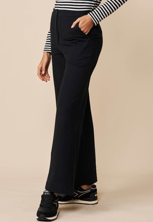 Hose, Modell Susana from LANA Organic