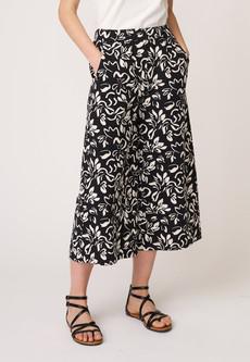 Hose, Modell Helena via LANA Organic