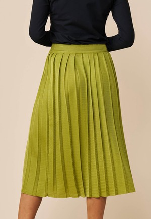 Rock, Modell Dajana from LANA Organic