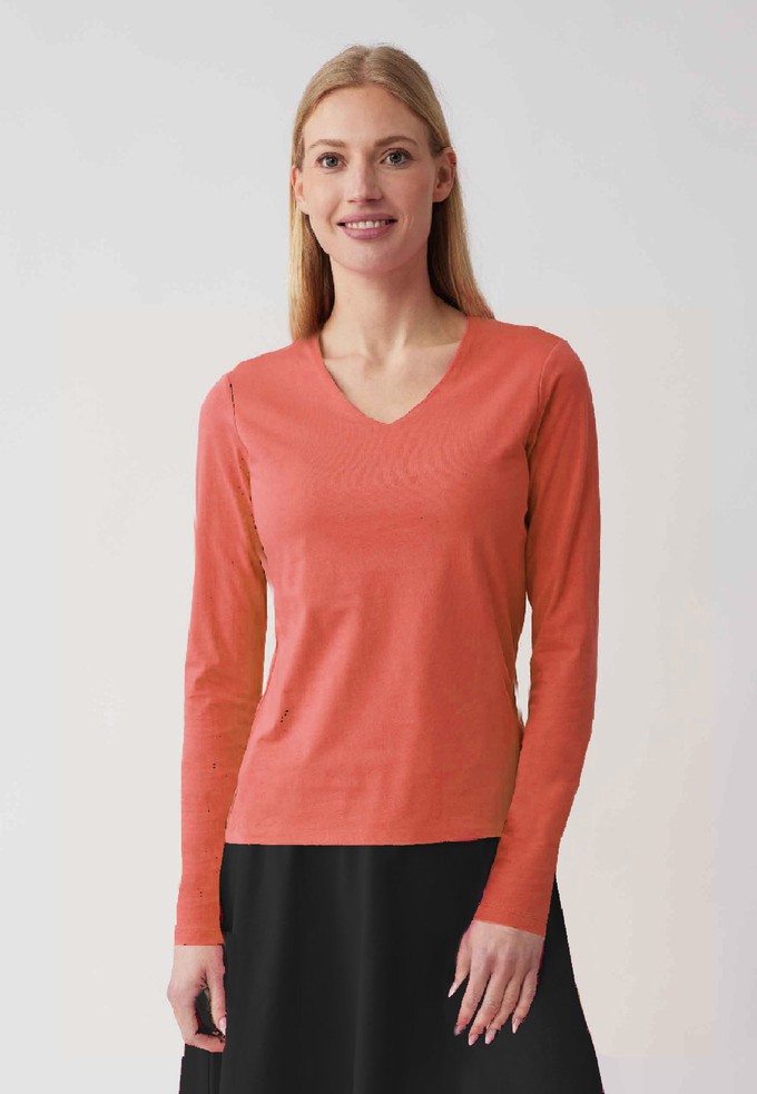V-Neck Shirt, Modell Mara from LANA Organic