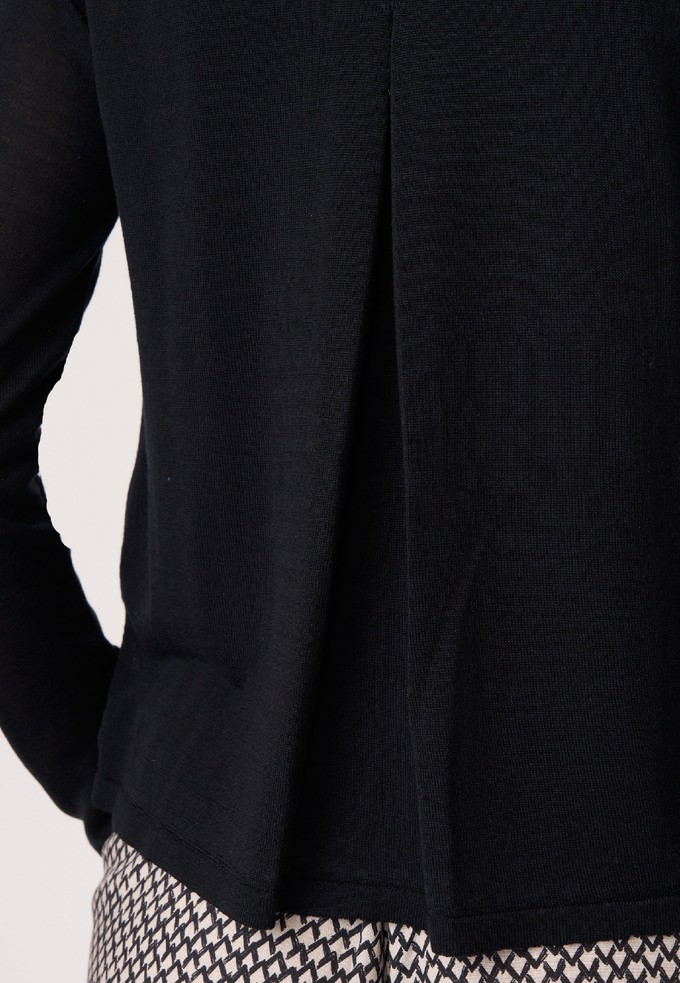 Jacke Sina from LANA Organic